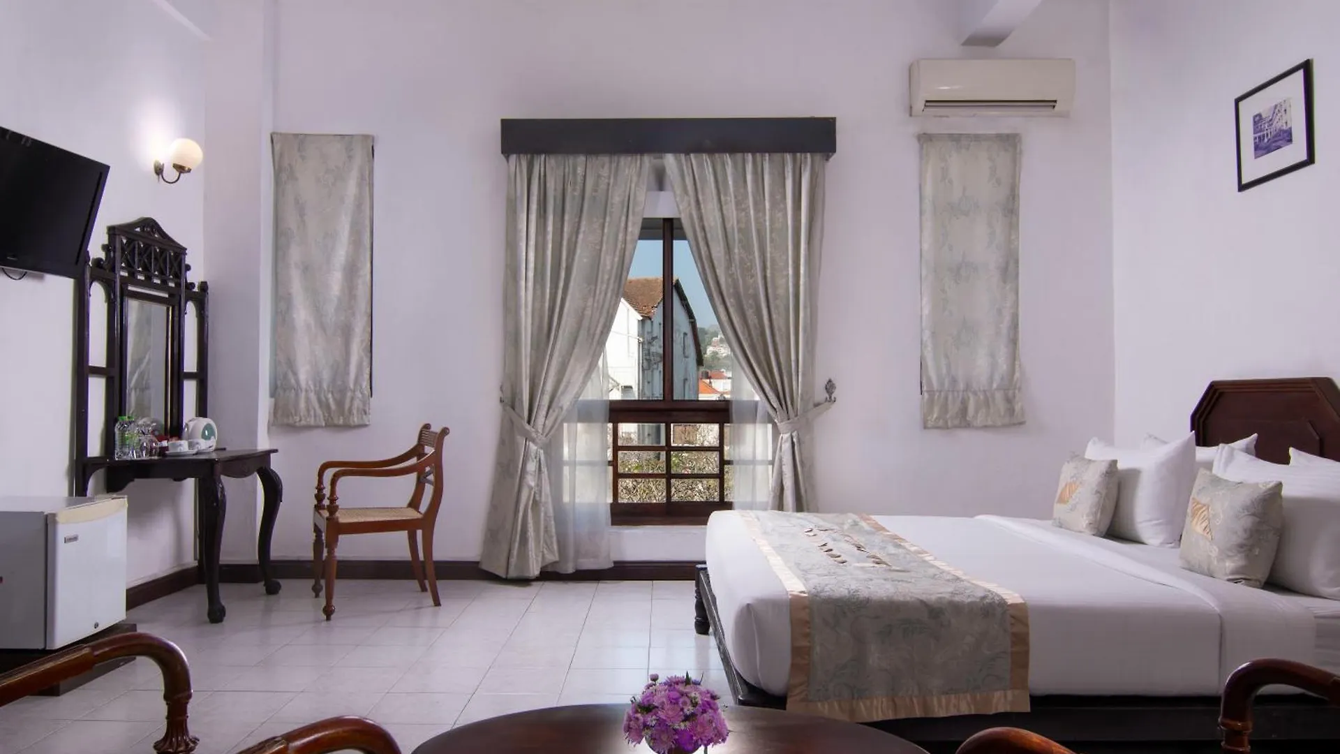Queen'S Hotel Kandy